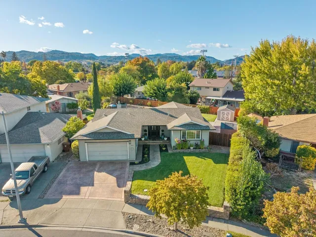 $849,000 | 3973 Dunhill Street, Napa, CA 94558