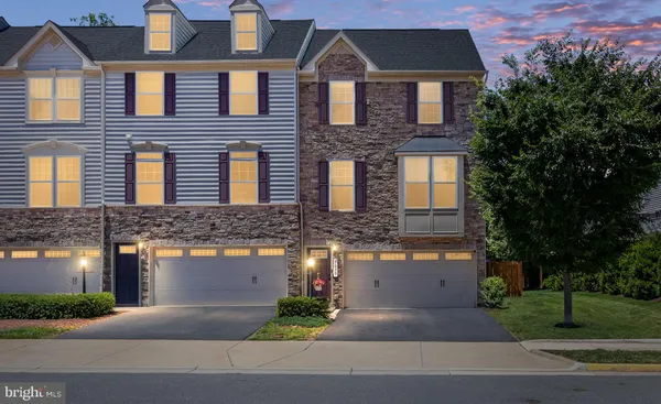 $715,000 | 7030 Darbey Knoll Drive, Gainesville, VA 20155