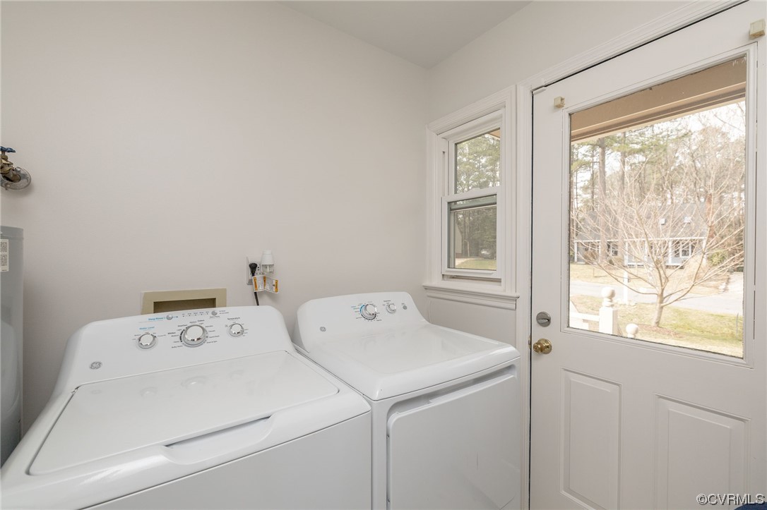 2617 Iverson Road Midlothian, VA 23112 - Photo 25 of 32 a utility room with dryer and washer