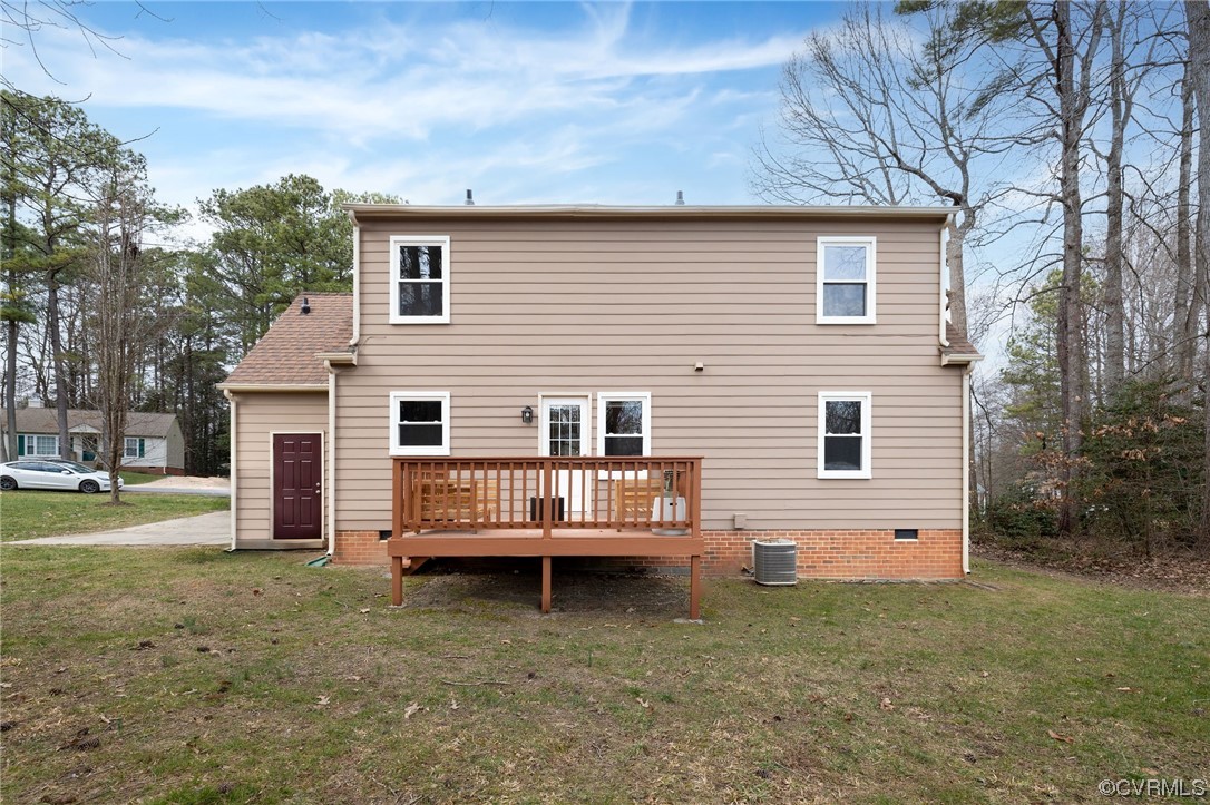 2617 Iverson Road Midlothian, VA 23112 - Photo 26 of 32 a view of backyard of house
