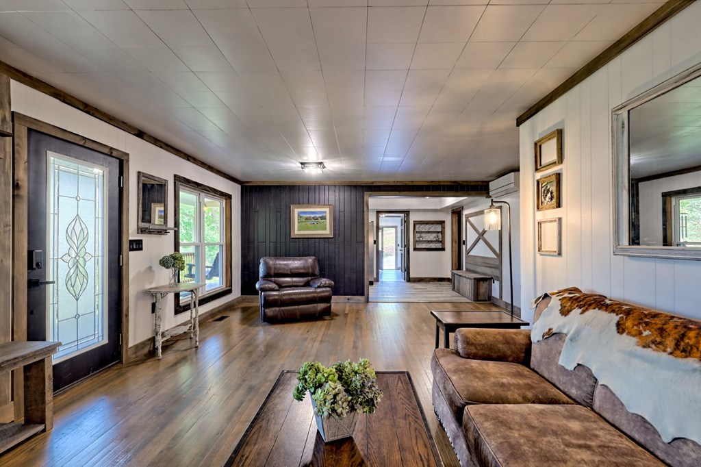 1306 Hot House Road Hayesville, NC 28904 - Photo 11 of 99