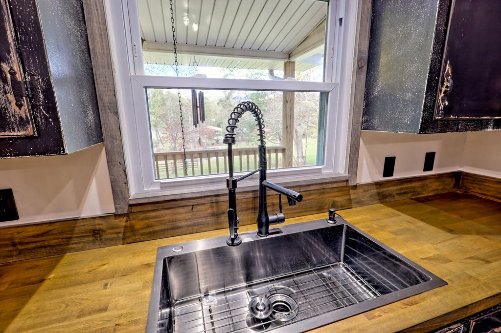 1306 Hot House Road Hayesville, NC 28904 - Photo 14 of 99