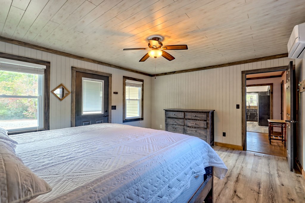 1306 Hot House Road Hayesville, NC 28904 - Photo 17 of 99