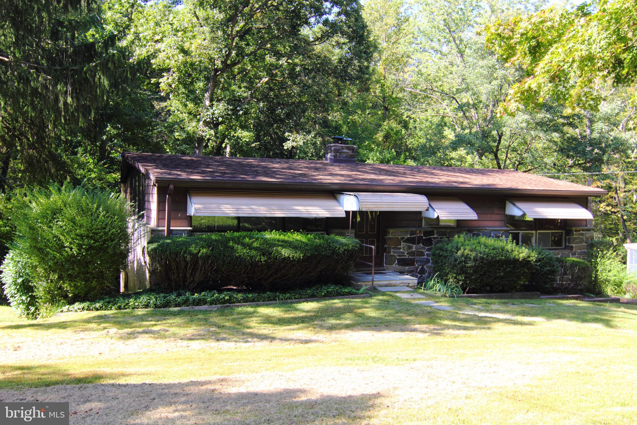 146 Brookside Road Newtown Square, PA 19073 - Photo 2 of 25