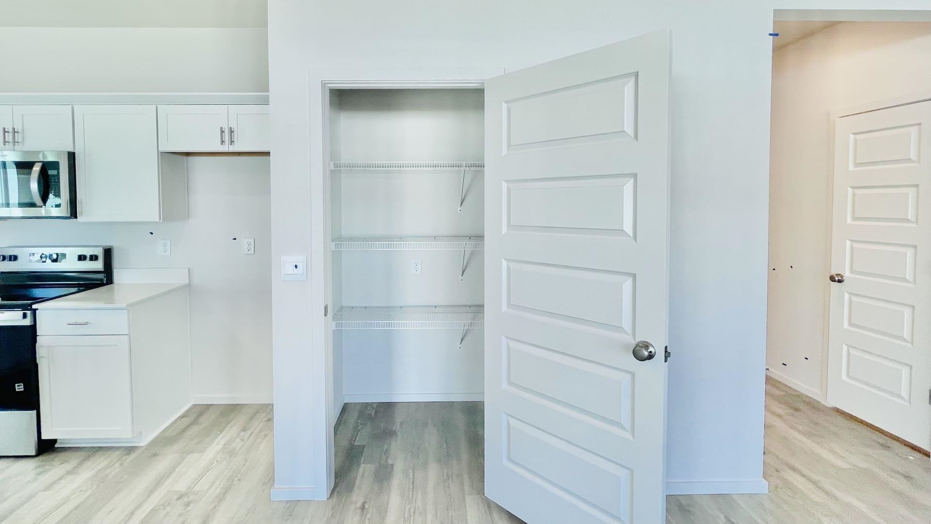 8668 West Red Street Cheney, WA 99004 - Photo 11 of 32 Gallery Image 11