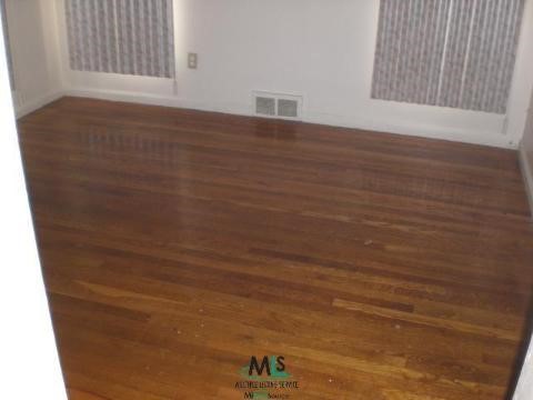 17235 Huntington Road Detroit, MI 48219 - Photo 6 of 12 154421-5.JPG