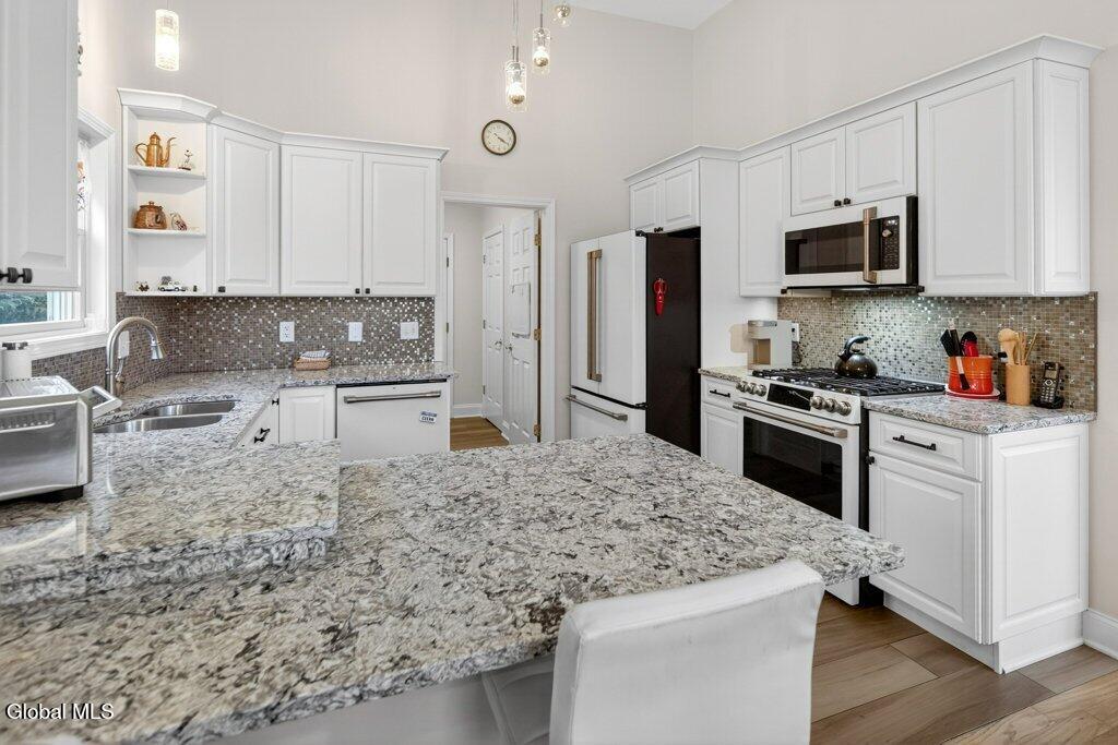 1 Conway Circle Colonie, NY 12211 - Photo 13 of 52 013-011_DSC00359_m