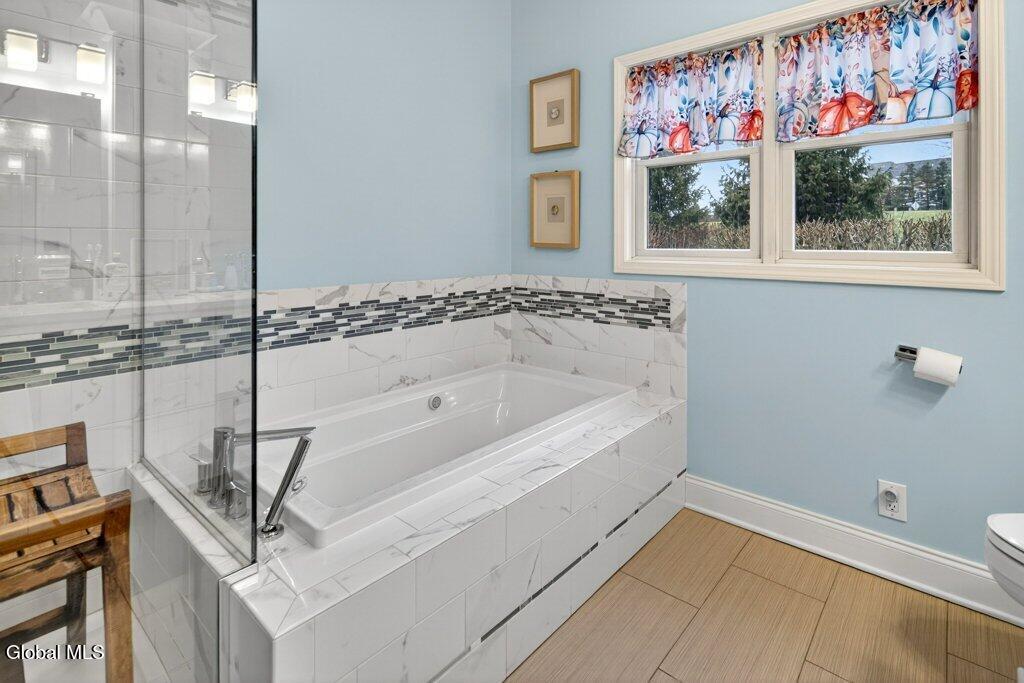 1 Conway Circle Colonie, NY 12211 - Photo 22 of 52 022-024_DSC00284_m