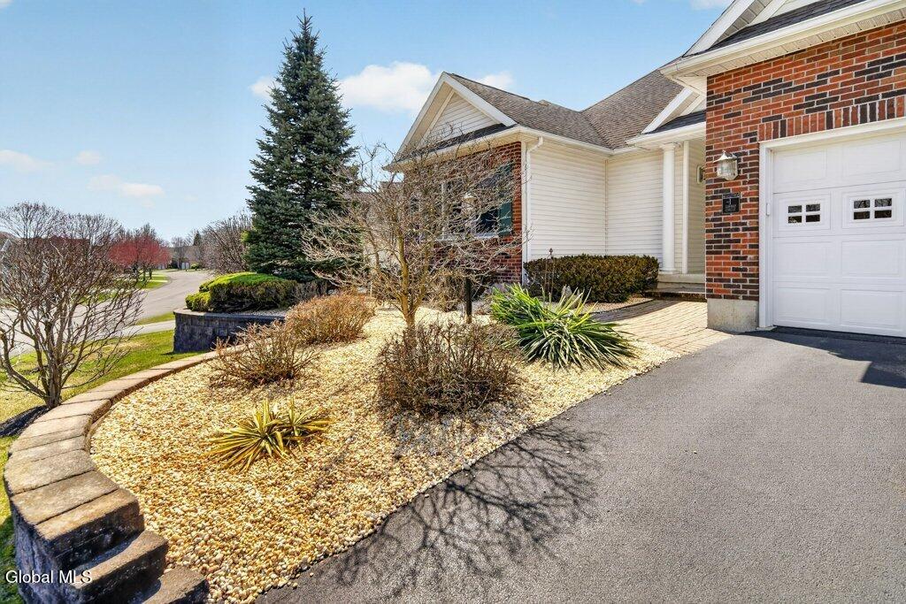 1 Conway Circle Colonie, NY 12211 - Photo 3 of 52 003-037_DSC01964_m