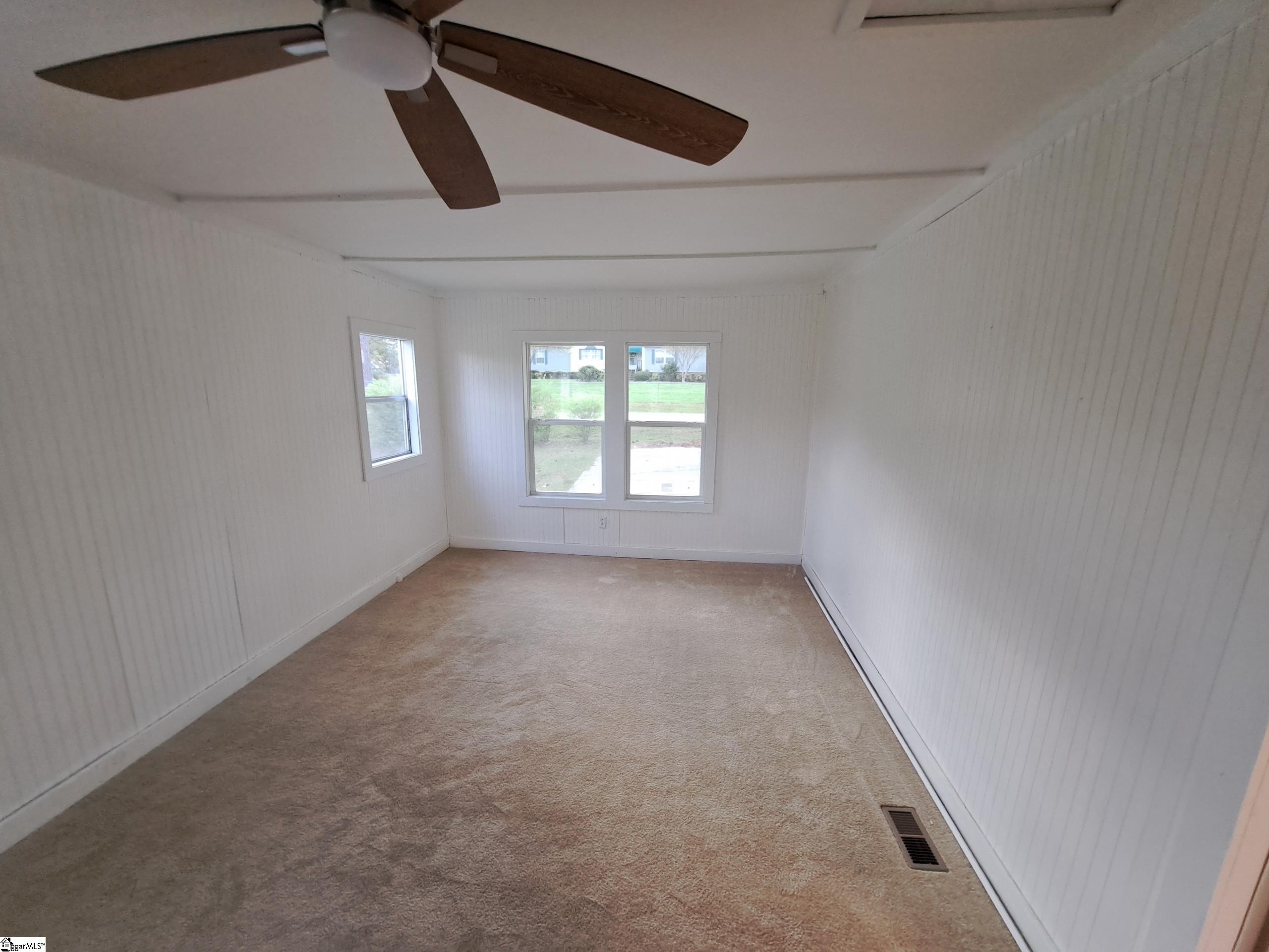 177 Sherman Drive Laurens, SC 29360 - Photo 11 of 21