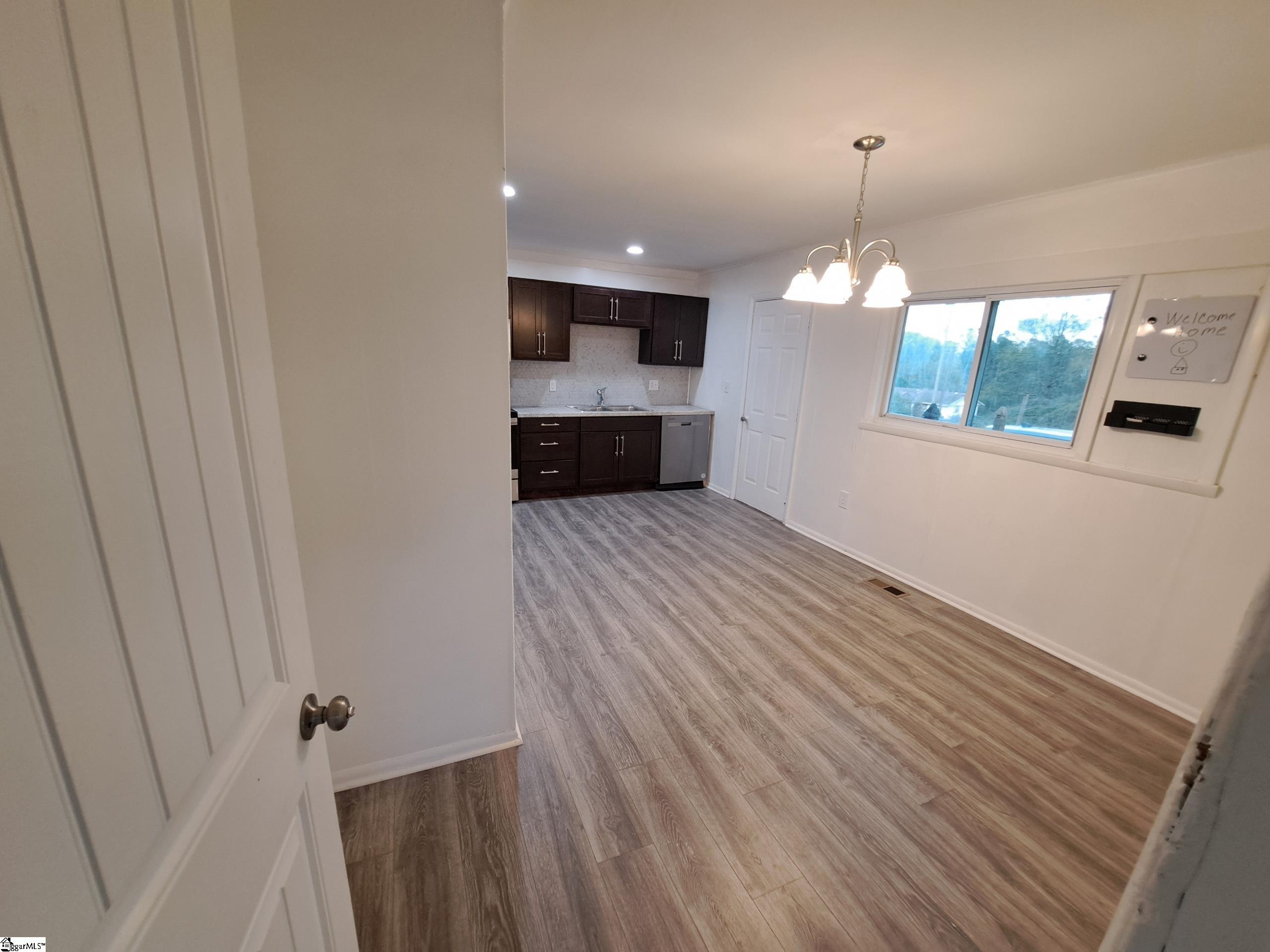 177 Sherman Drive Laurens, SC 29360 - Photo 10 of 21