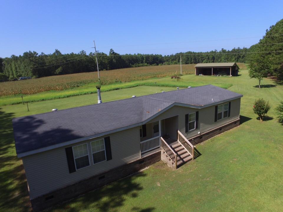 528 Dennis Ridge Road Bonneau, SC 29431 - Photo 2 of 19 image