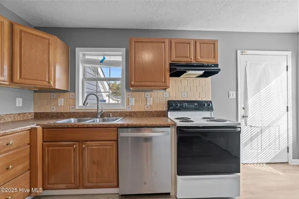 $147,000 | 200 Sessoms Drive, Rich Square, NC 27869