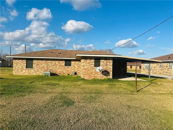 $149,899 | 1708 Oak Manor Drive, Bunkie, LA 71322