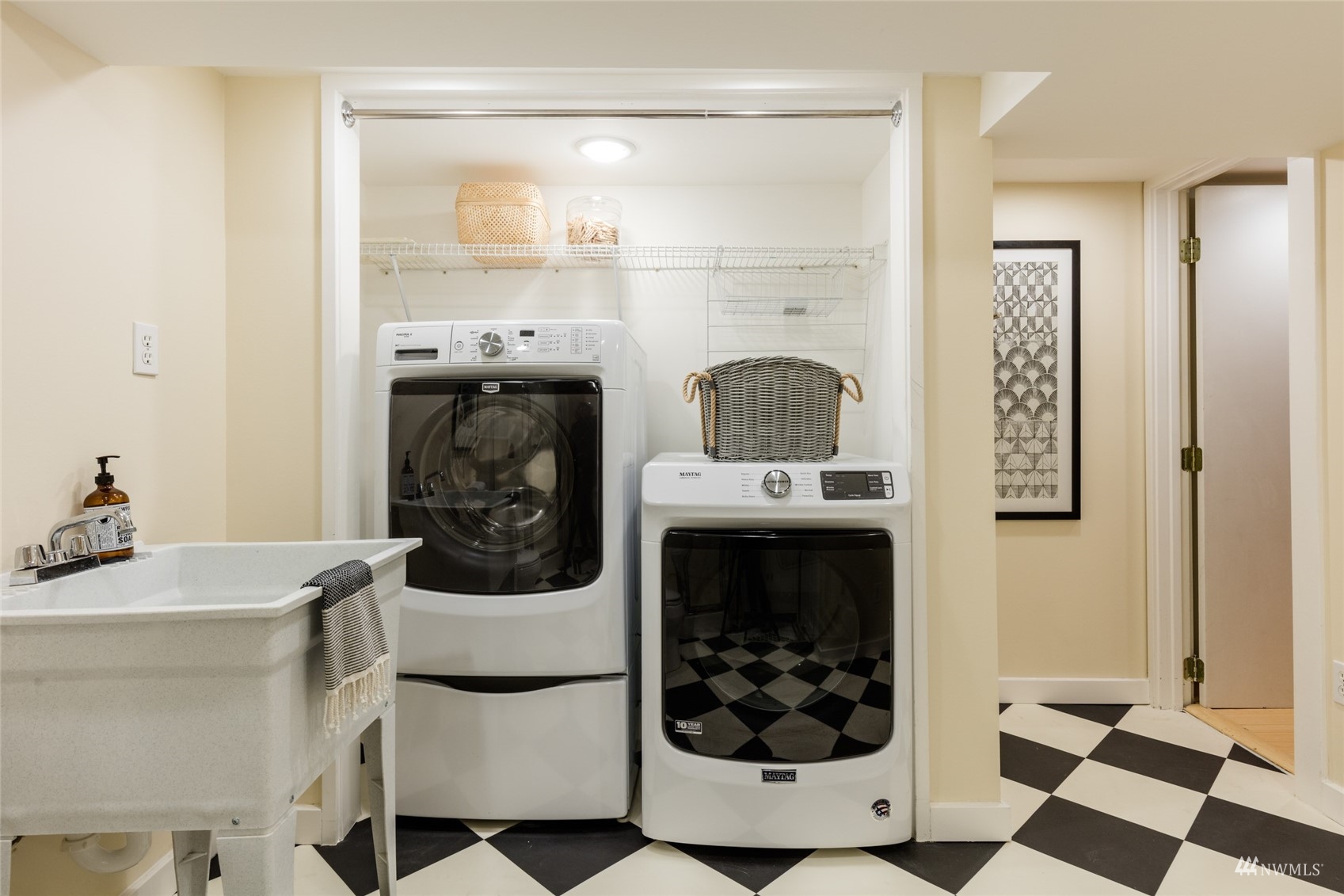 1724 31st Avenue Seattle, WA 98122 - Photo 34 of 34 a kitchen with a stove and a refrigerator