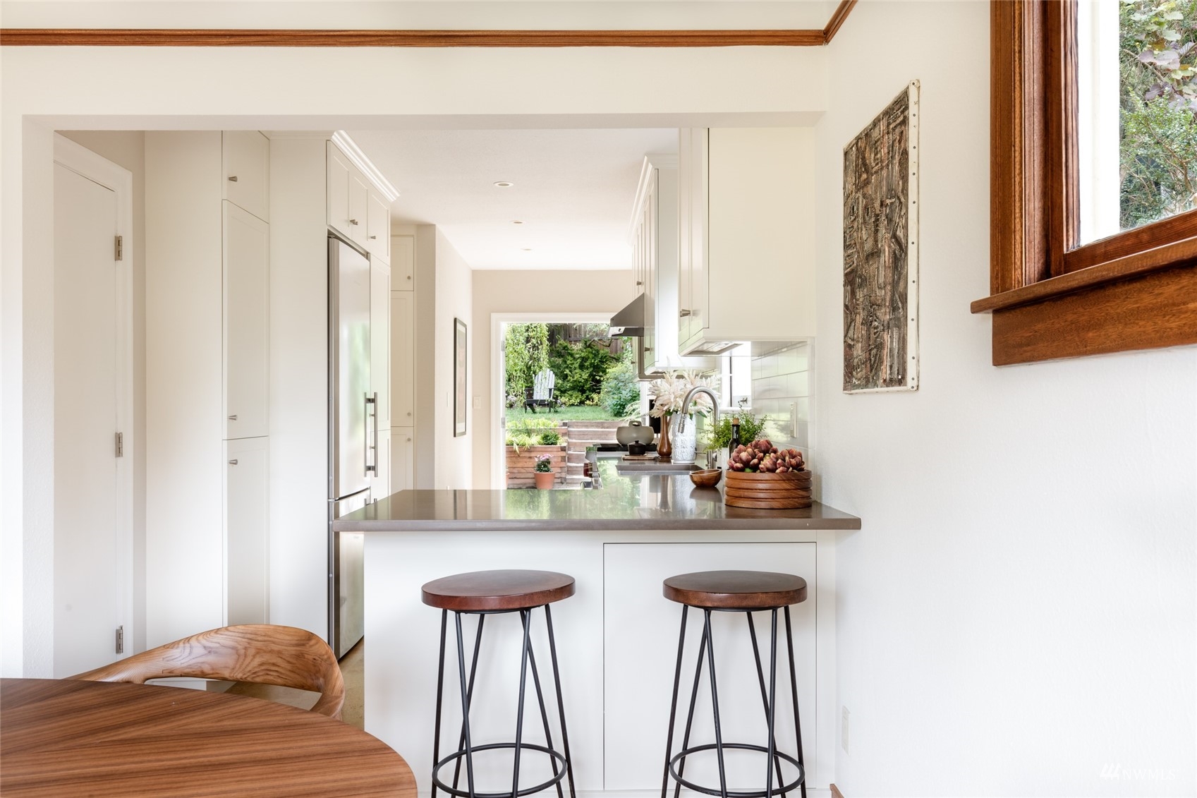 1724 31st Avenue Seattle, WA 98122 - Photo 8 of 34 a dining room with furniture and window