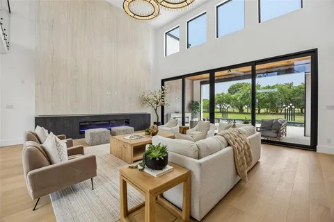 $3,600,000 | 142 Sweet Street, Southlake, TX 76092