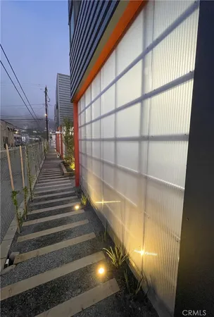 $2,750 | 161 North Garden Street, Ventura, CA 93001