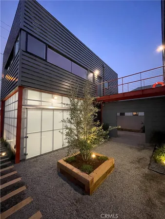 $2,750 | 161 North Garden Street, Ventura, CA 93001