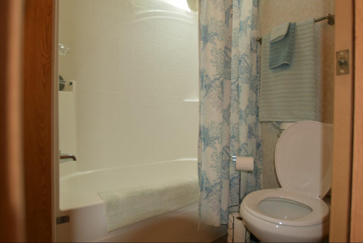 430 Post Road, Unit 169 Wells, ME 04090 - Photo 19 of 46 bathroom