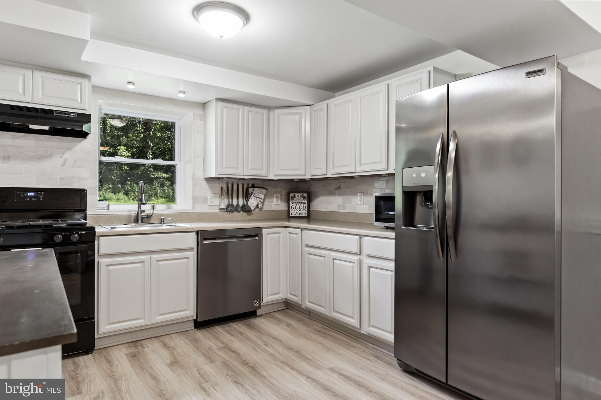 1530 Pitman Downer Road Williamstown, NJ 08094 - Photo 3 of 28 Gallery Image 3