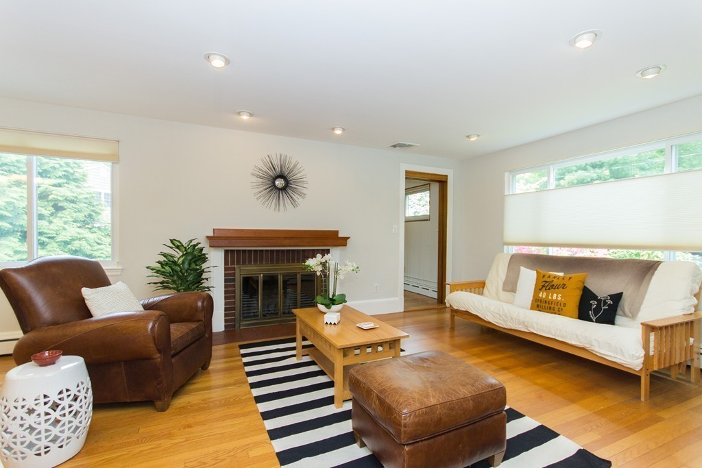 99 Clearwater Road Newton, MA 02462 - Photo 4 of 14
