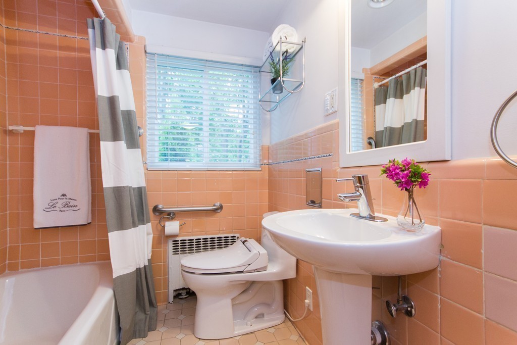 99 Clearwater Road Newton, MA 02462 - Photo 8 of 14