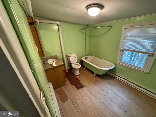 $1,000 | 124 Spruce Street, Minersville, PA 17954