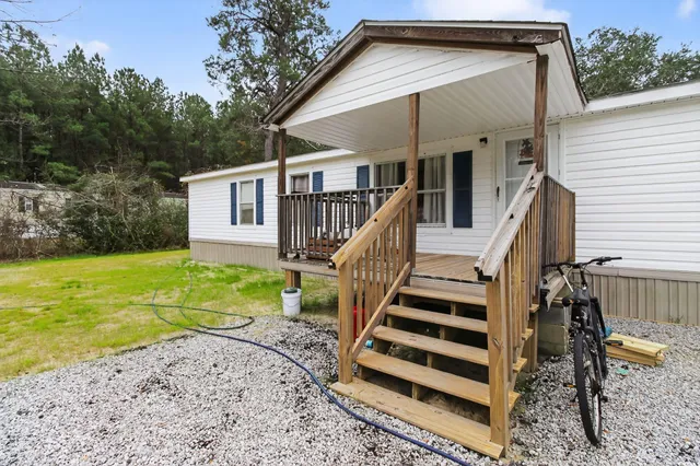 $165,000 | 223 Armstrong Drive, Georgetown, SC 29440