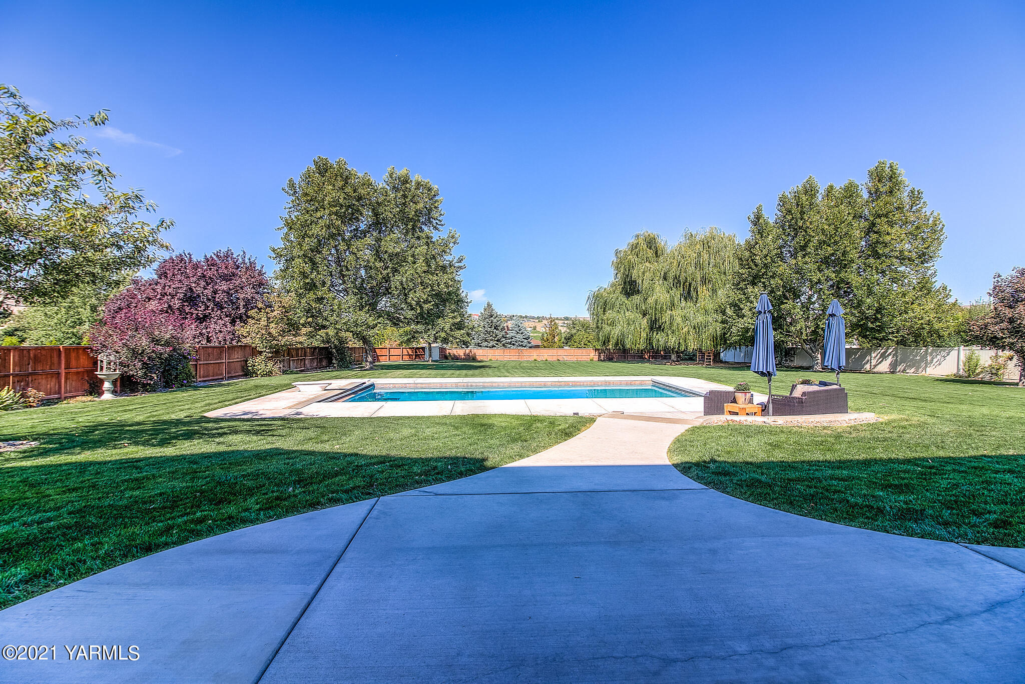 12001 West Barrett Road Yakima, WA 98908 - Photo 54 of 66 Pool is Near