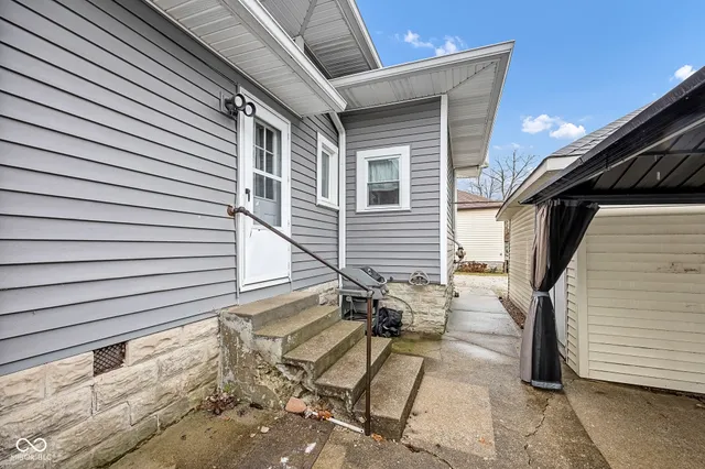 $273,000 | 324 East Walnut Street, Greensburg, IN 47240