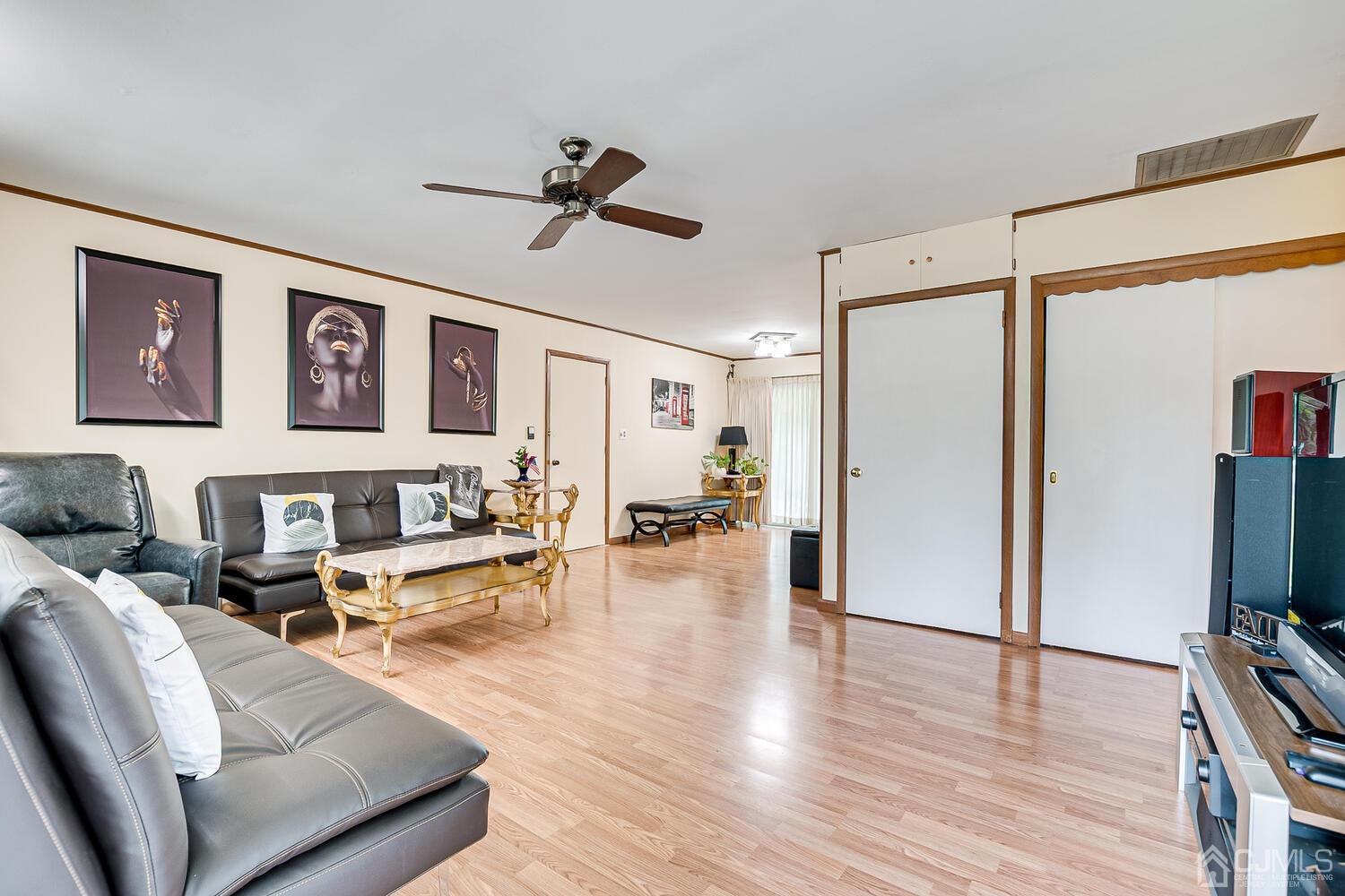 71 New Road Kendall Park, NJ 08824 - Photo 4 of 30 Gallery Image 4