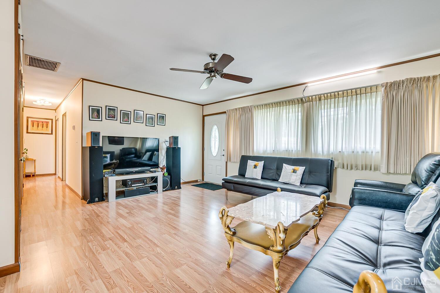 71 New Road Kendall Park, NJ 08824 - Photo 6 of 30 Gallery Image 6