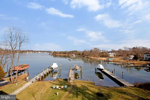 $1,850,000 | 328 Arbutus Drive, Edgewater, MD 21037