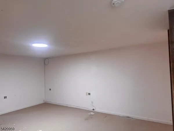 $299,900 | 86 Franklin Court, Flemington, NJ 08822