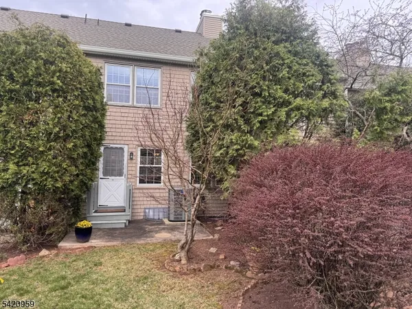 $299,900 | 86 Franklin Court, Flemington, NJ 08822