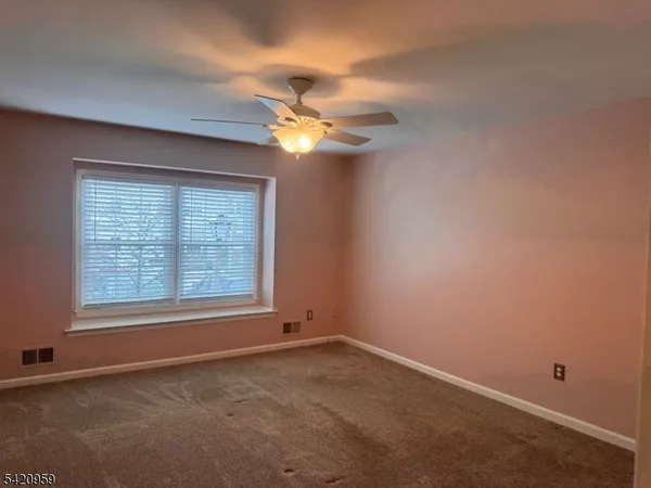 $299,900 | 86 Franklin Court, Flemington, NJ 08822