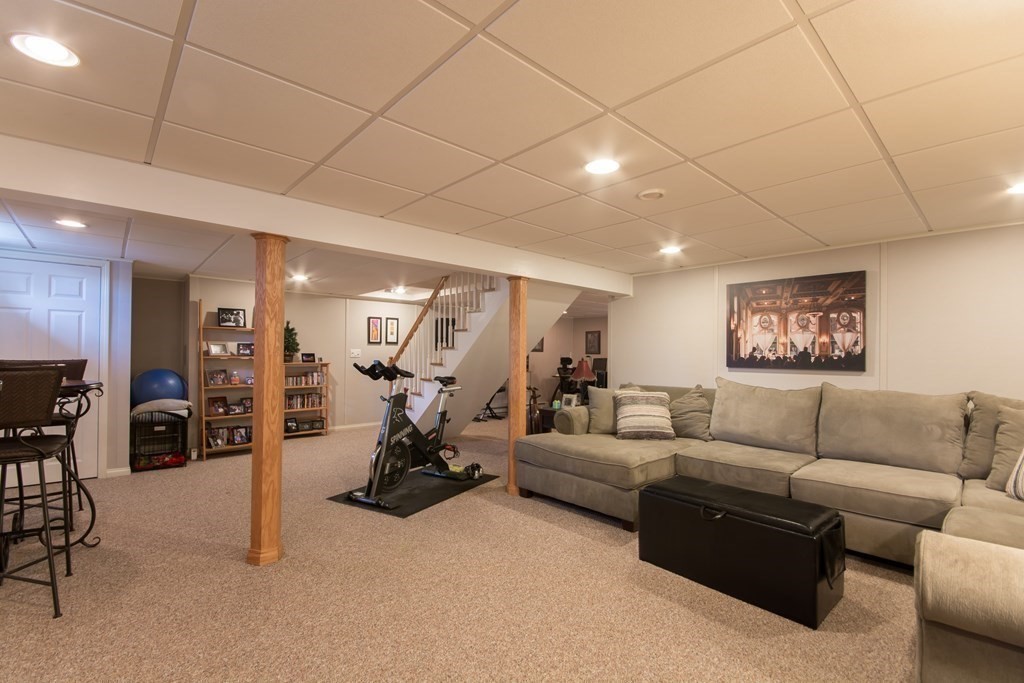 63 Rosewood Road Somerset, MA 02726 - Photo 39 of 42 Gallery Image 39