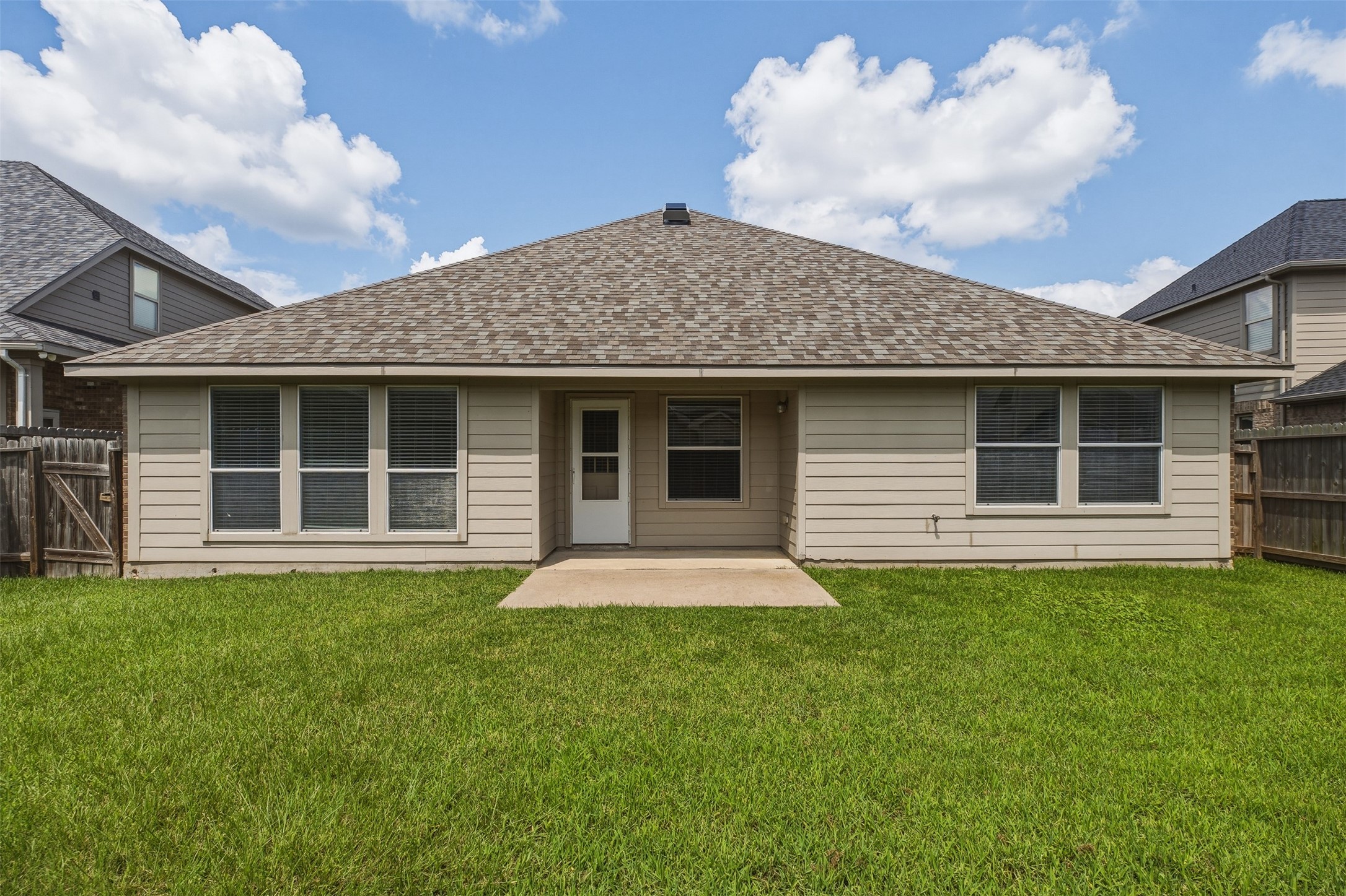 8515 Clarkman Ridge Lane Cypress, TX 77433 - Photo 30 of 31 8515-clarkman-ridge-ln-cypress-tx-backyard-4
