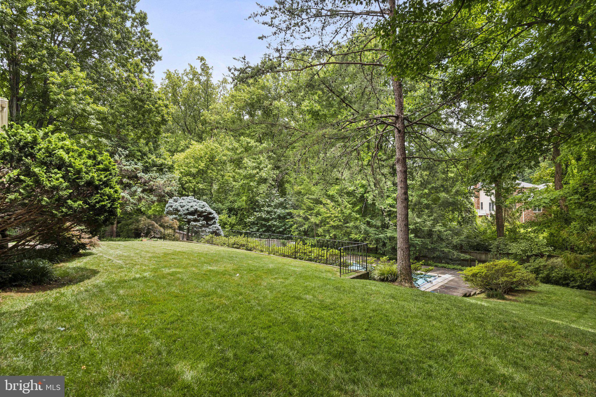 712 Ridge Drive McLean, VA 22101 - Photo 13 of 16