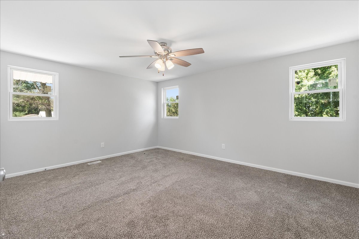 1188 East 3300 North Road Chebanse, IL 60922 - Photo 20 of 30 Gallery Image 20