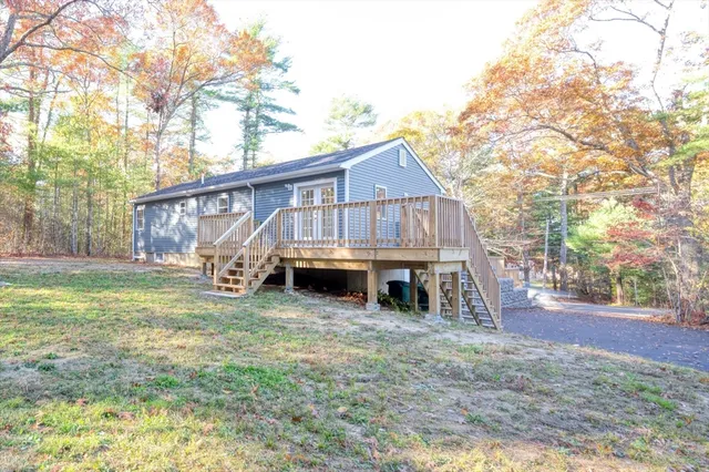 $689,900 | 820 Center Street, Pembroke, MA 02359