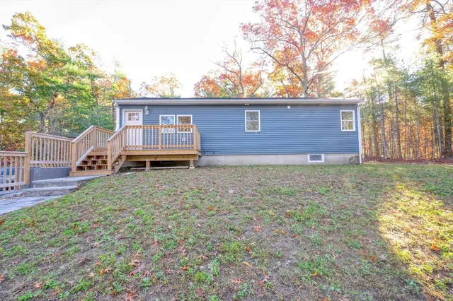 $689,900 | 820 Center Street, Pembroke, MA 02359