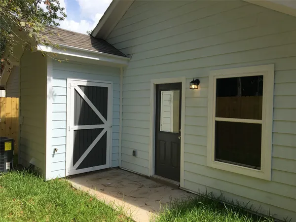 $1,300 | 16992 West Dounreay Street, Montgomery, TX 77316