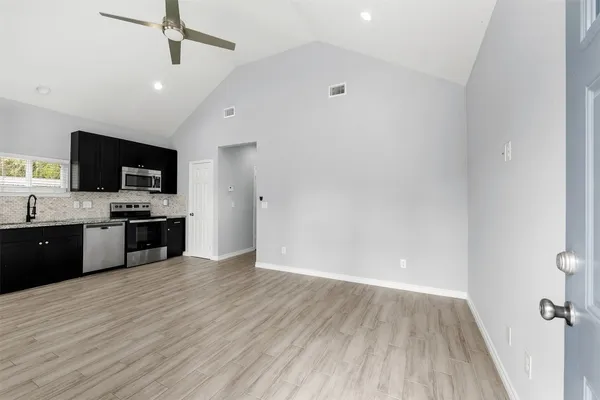 $1,300 | 16992 West Dounreay Street, Montgomery, TX 77316