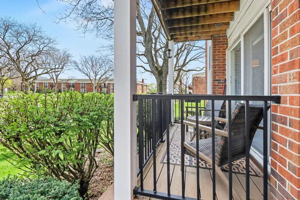 $129,900 | 29502 Bobrich Street, Unit 23, Livonia, MI 48152