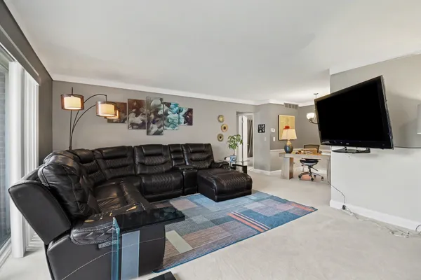 $129,900 | 29502 Bobrich Street, Unit 23, Livonia, MI 48152
