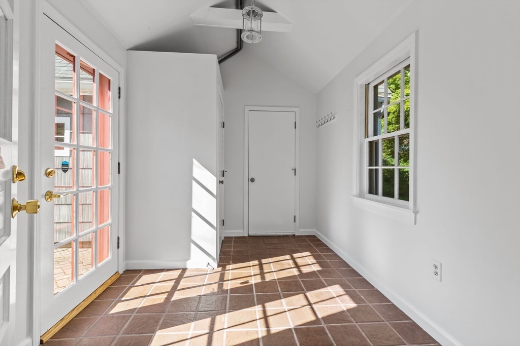 44 Ridge Hill Road Scituate, MA 02066 - Photo 11 of 33 Gallery Image 11