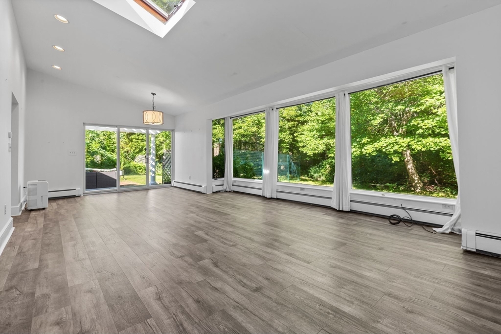 44 Ridge Hill Road Scituate, MA 02066 - Photo 10 of 33 Gallery Image 10