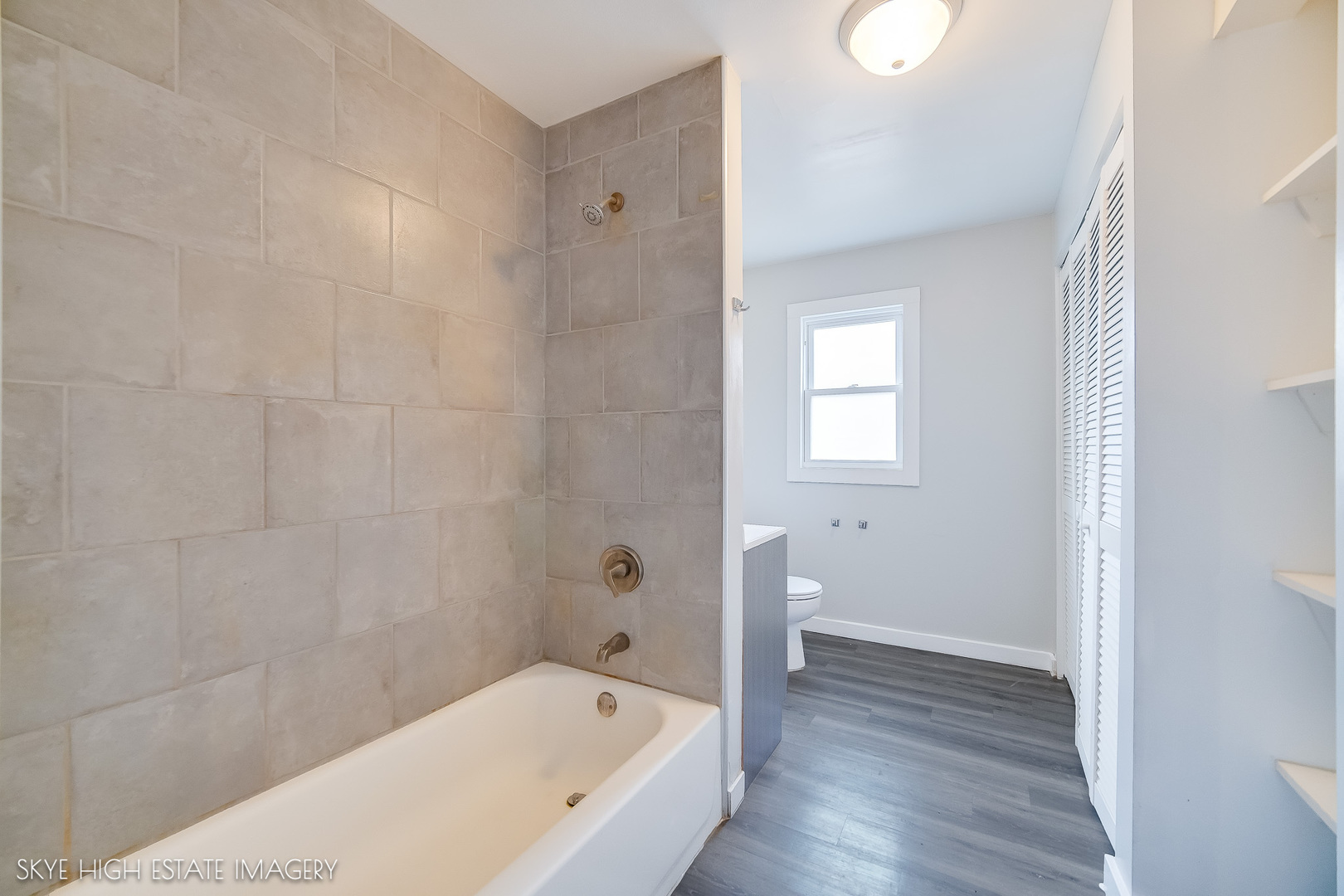 608 Fox Street Joliet, IL 60432 - Photo 6 of 11